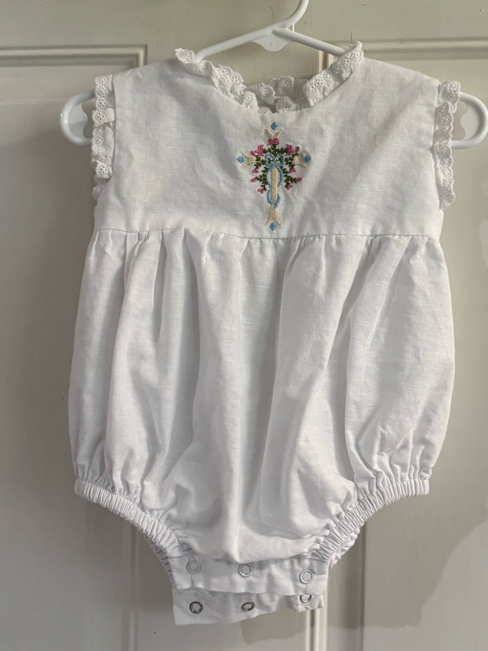 Classic White Embroidered Lace Baby One-Piece Romper